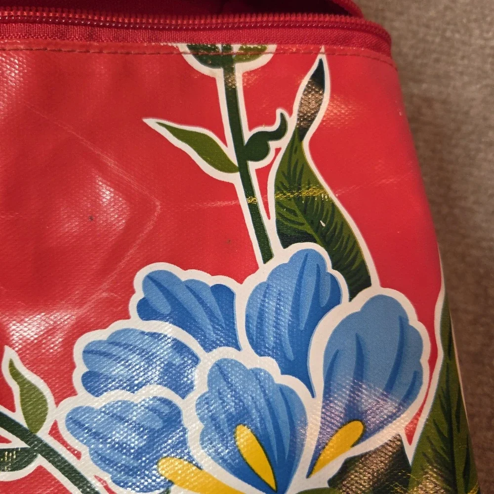 Esprit oilcloth red